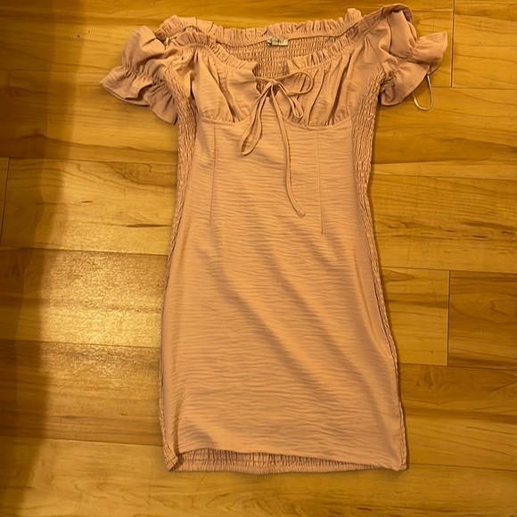 Dress - Picture 1 of 2